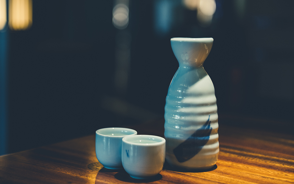 看完這幾個(gè)特點(diǎn)，讓你愛(ài)上醬香型白酒